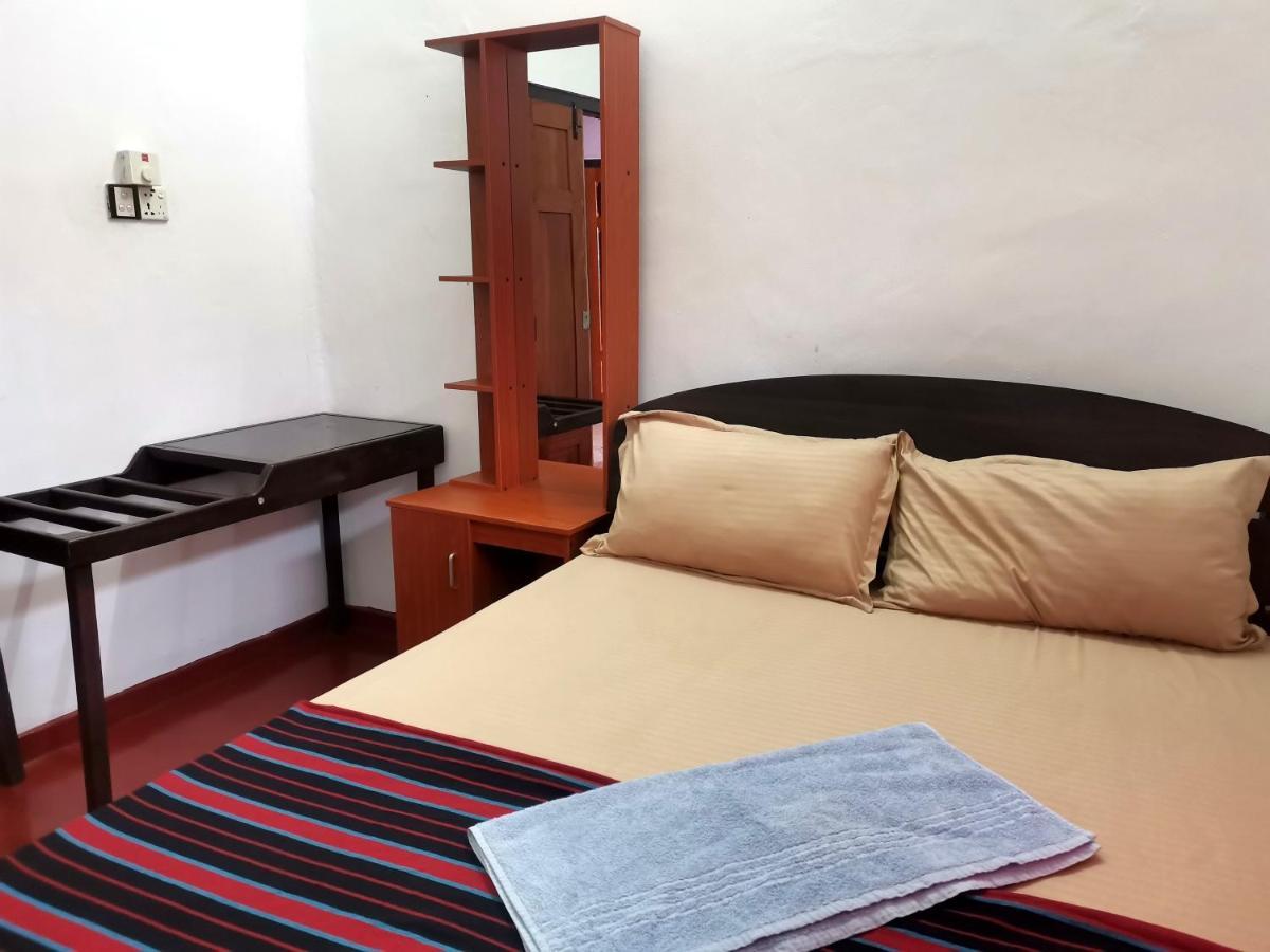 Nallur Holidays Inn Jaffna Eksteriør bilde