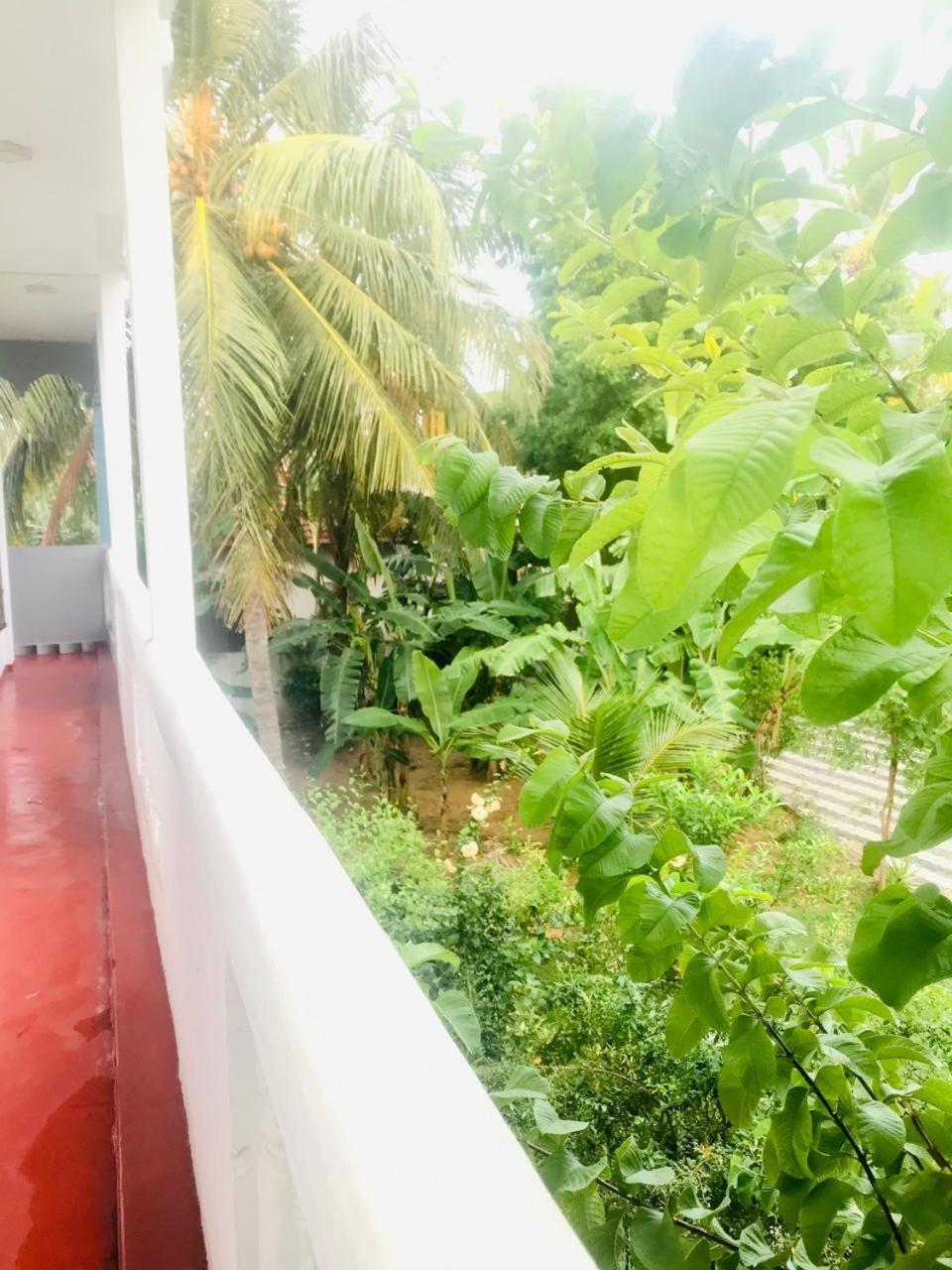 Nallur Holidays Inn Jaffna Eksteriør bilde