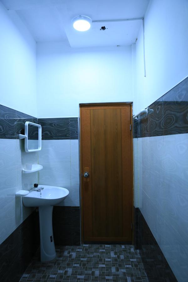 Nallur Holidays Inn Jaffna Eksteriør bilde