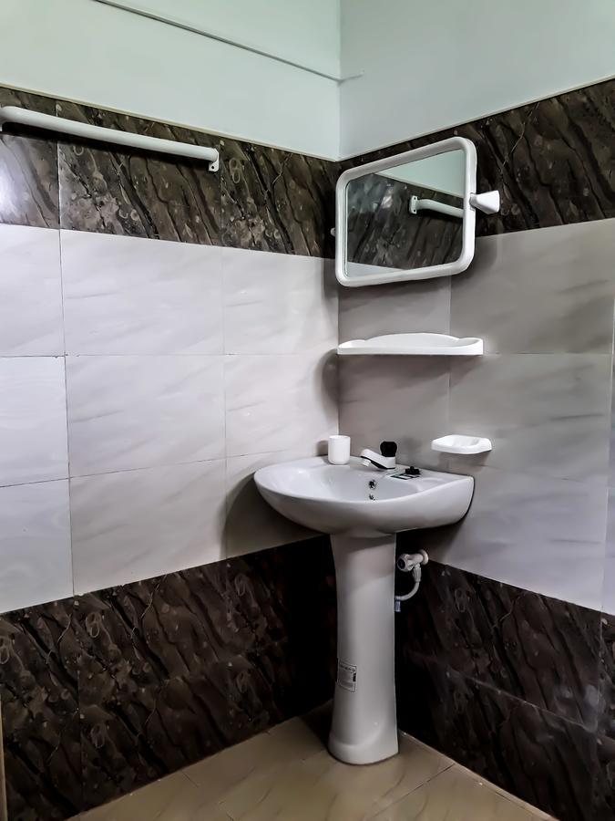 Nallur Holidays Inn Jaffna Eksteriør bilde